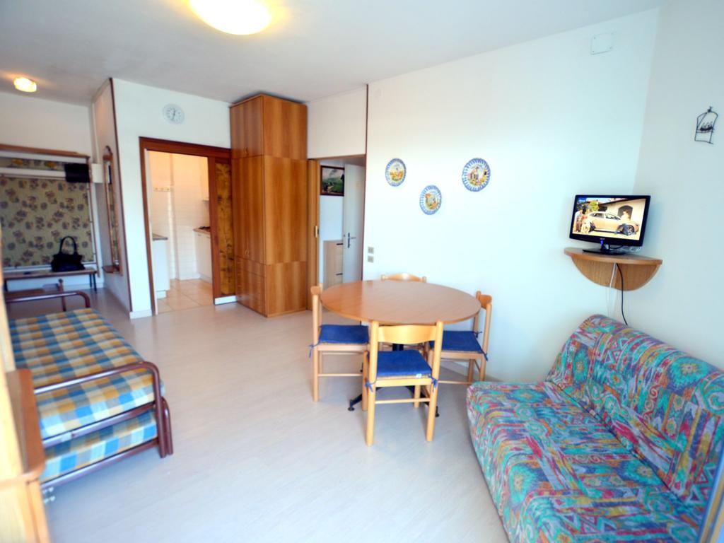 Lignano Sabbiadoro Sea Front Apartman Kültér fotó