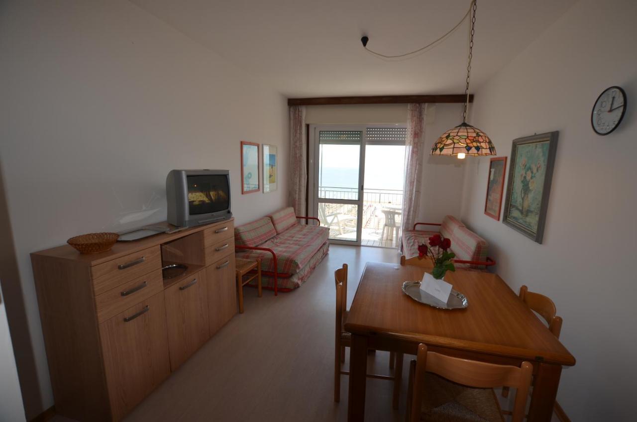 Lignano Sabbiadoro Sea Front Apartman Kültér fotó